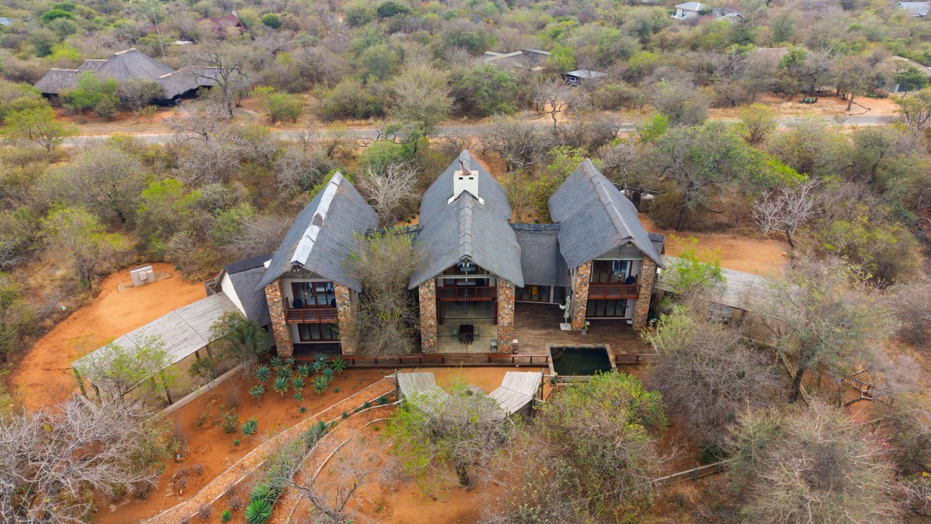 A Private Bushveld Lodge with Endless Potential — photograph 3