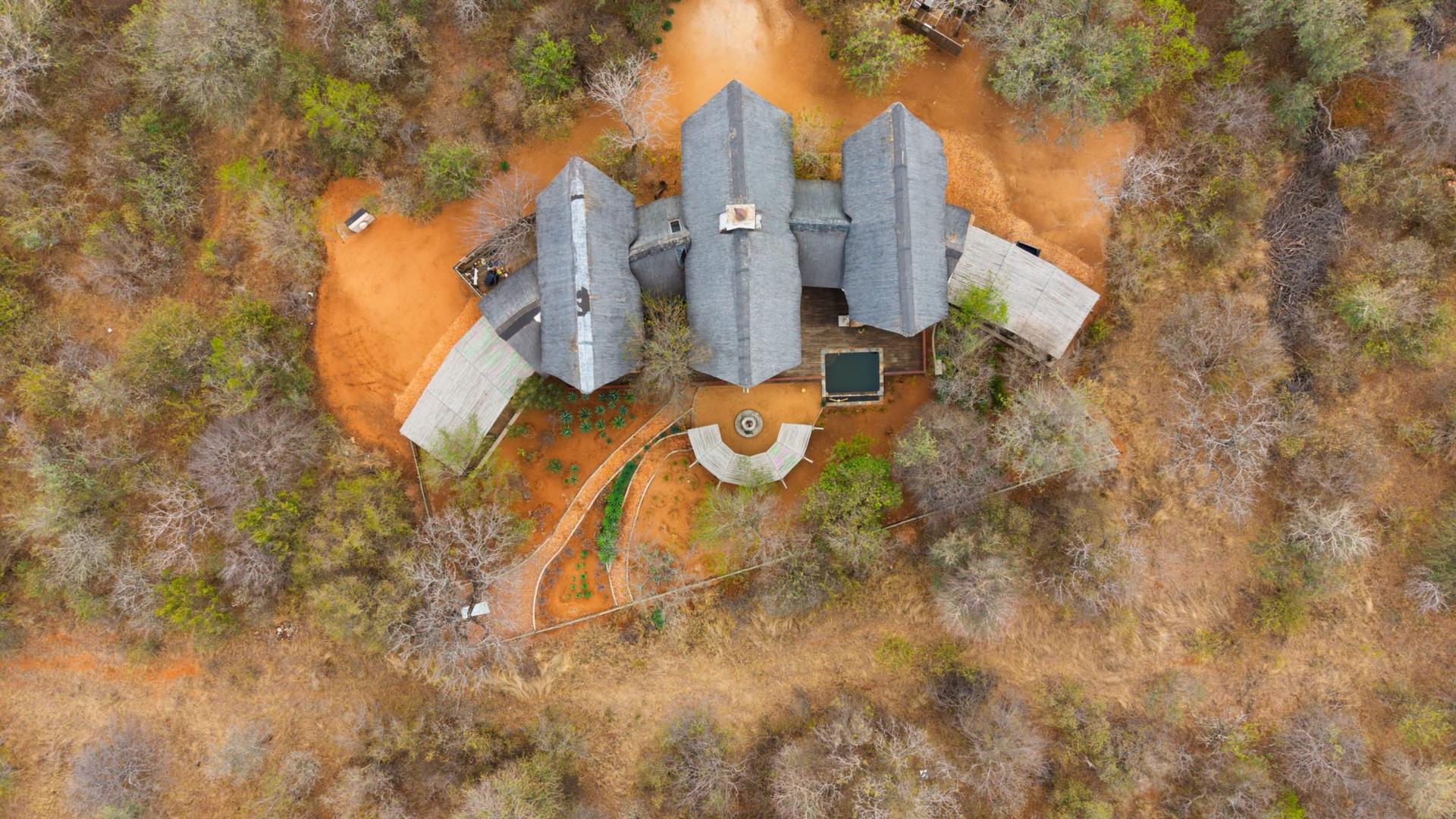 A Private Bushveld Lodge with Endless Potential — photograph 5