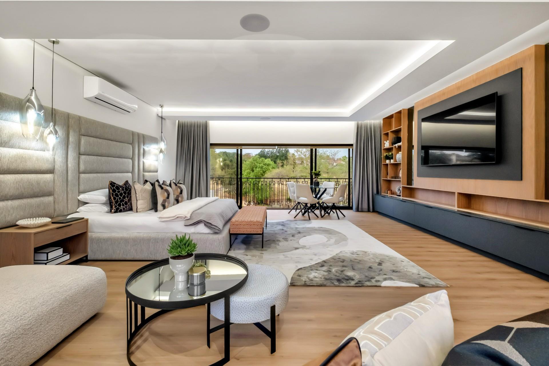 Bespoke Finishes & Ultimate Indoor-Outdoor Living — photograph 4
