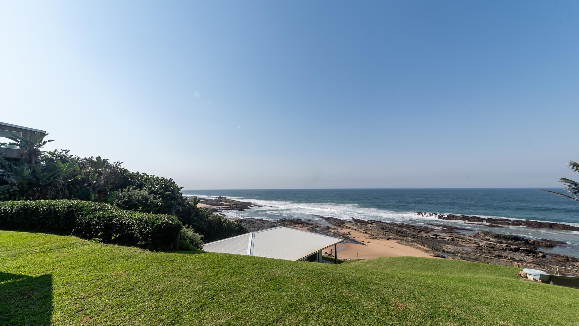 Unique Beachfront Homes For Sale On Sheffield Beach — photograph 2