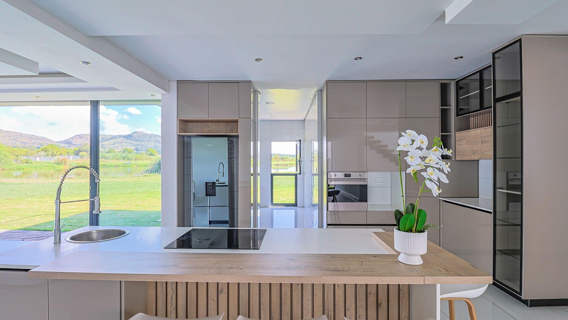 Modern Waterfront Masterpiece — photograph 4
