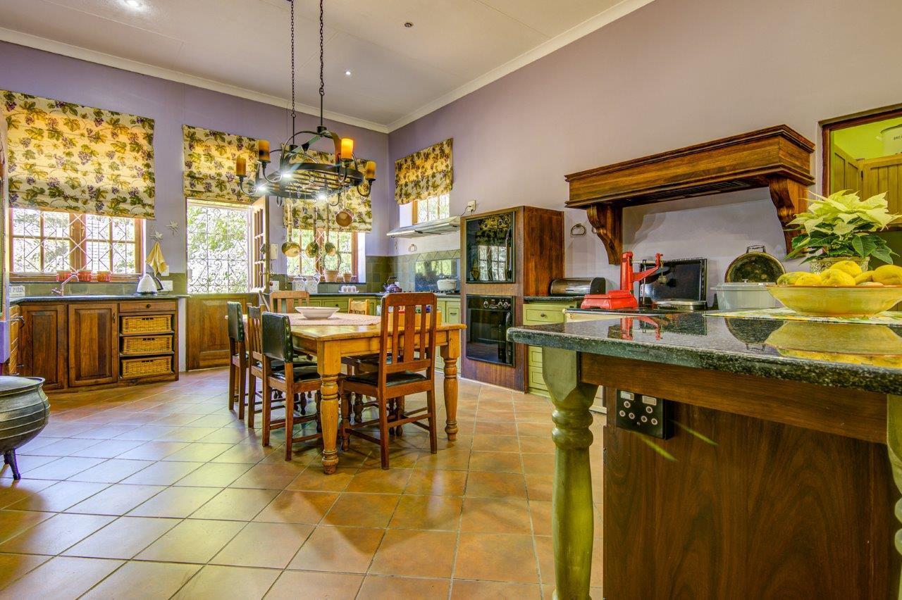 3 Bedroom House for sale in Sonneveld — photograph 3