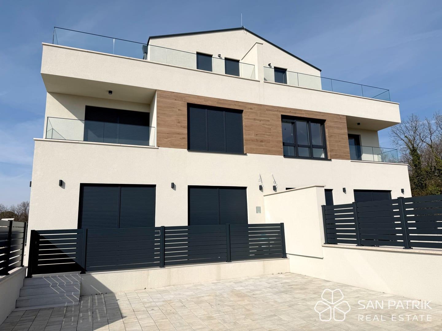 Modern House Poreč II — photograph 2